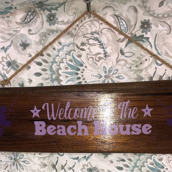 Cedar driftwood sign . Welcome to the beach house. Varnished —new - Picture 2 of 8